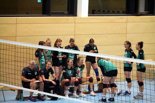Gelungener Auftakt: Erster Punkt für Zepernicker Volleyballerinnen in der Dritten Liga