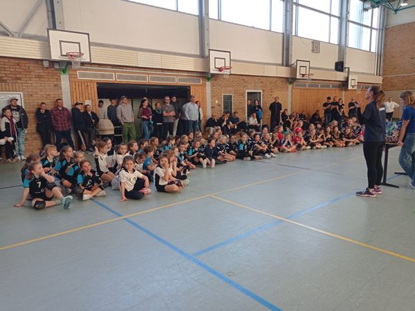 Teamgeist unter Beweis gestellt – U11 Mila Supercup